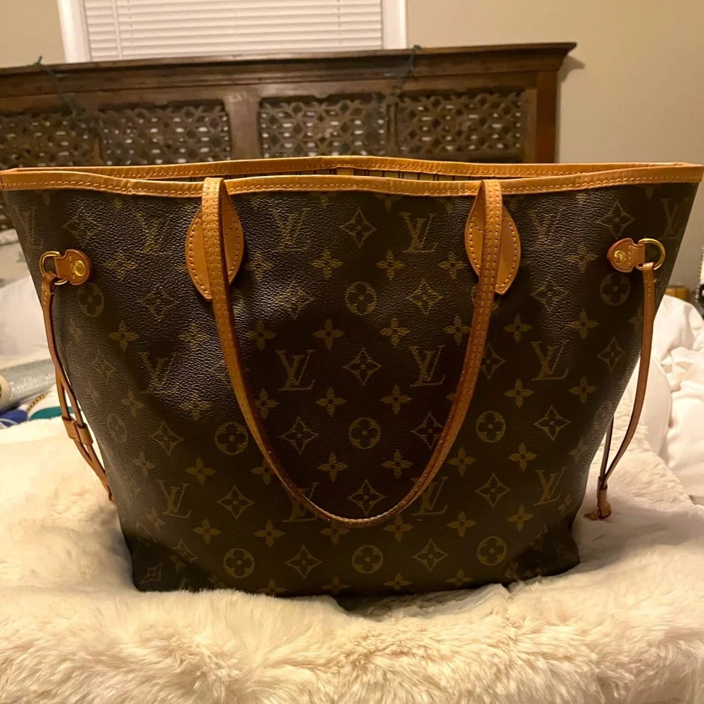 Pre-owned Louis Vuitton Neverfull MM - good condition - Picture 1 of 11